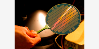 Illustration for article titled Breakthrough: The World’s First Carbon Nanotube Computer